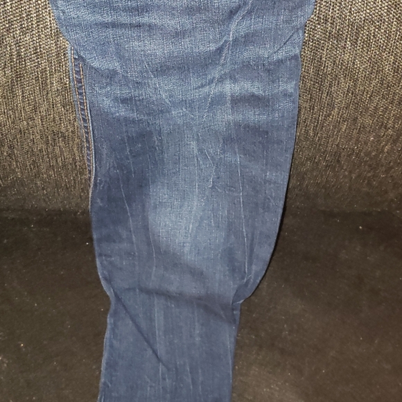 OLD NAVY BOYFRIEND SKINNY - Distressed, Mid-Rise - Picture 6 of 8